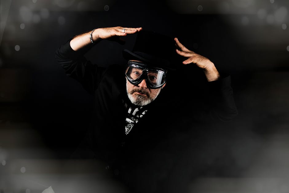 Aquarius Is the Sign of Geniuses, Visionaries, and Inventors