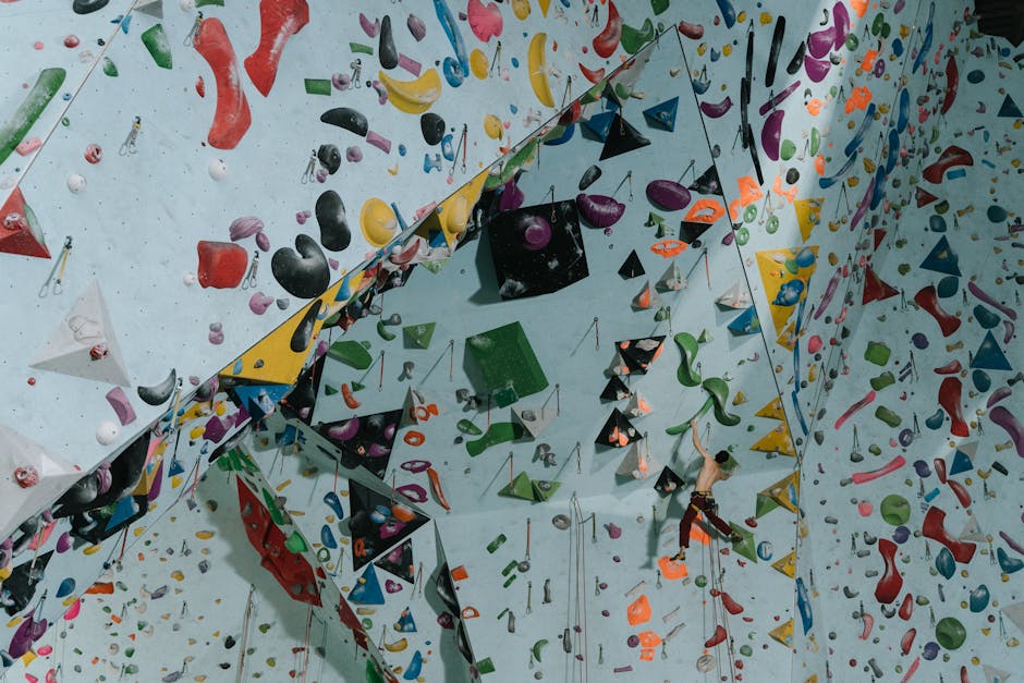 Superfluid Helium Can Climb Walls Against Gravity